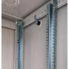 ARMADIO RACK PER RETI 19" 26U (A)1291, (L)600, (P)600 COLORE GRIGIO PORTA TRAFORATA SERIE EAVI